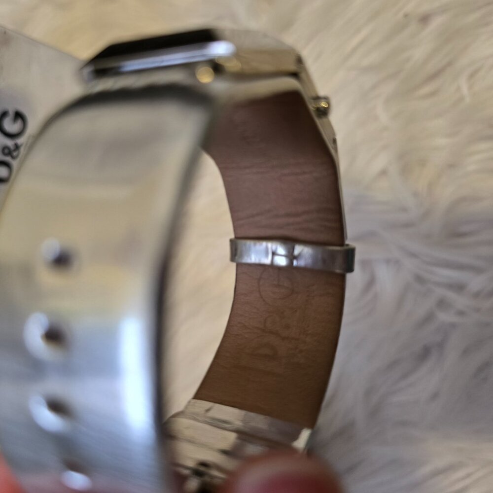 D&G Watch - Picture 4 of 4